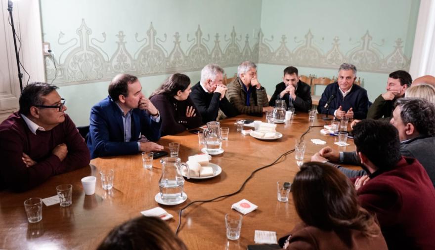 Pareja confirmó que LLA busca ampliar su alianza con el PRO y la UCR bonaerense