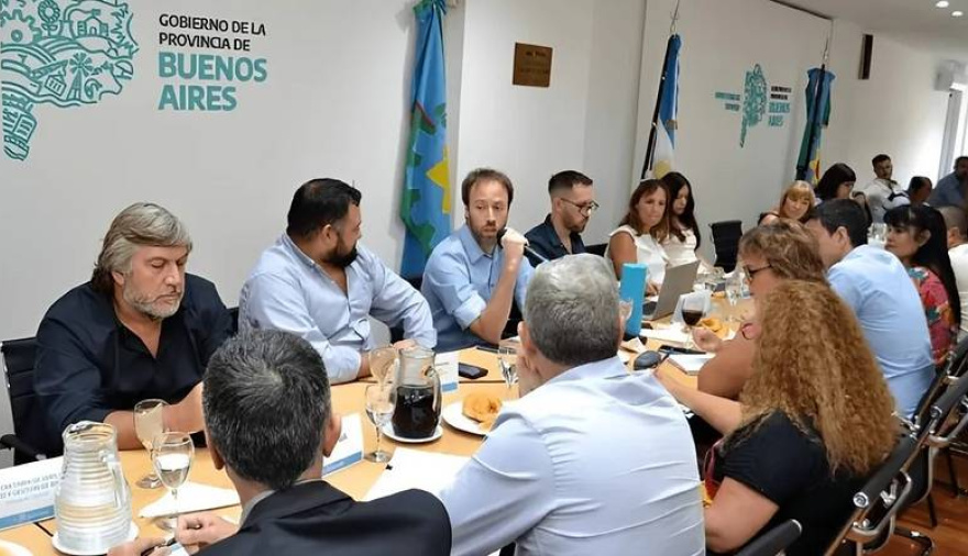 Paritaria bonaerense: Provincia convocó a los estatales para este jueves