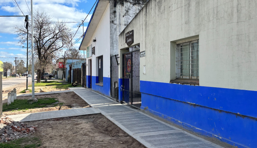 Luján: el Municipio construyó nuevas veredas y rampas en Olivera y en el barrio El Mirador
