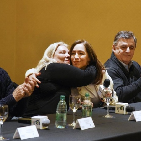 Aportantes truchos: Carrió dio un fuerte respaldo a Vidal