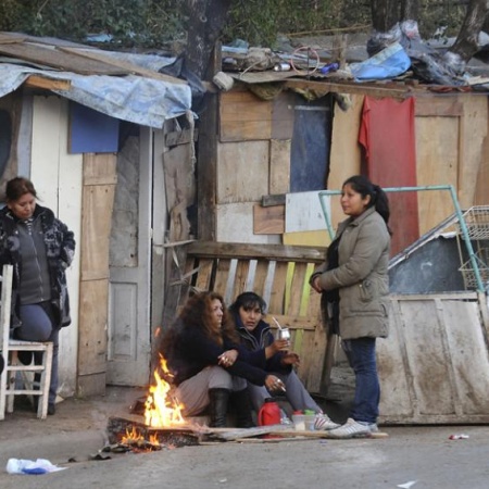 Según una encuesta, la pobreza y la desocupación es lo que más preocupa a los argentinos