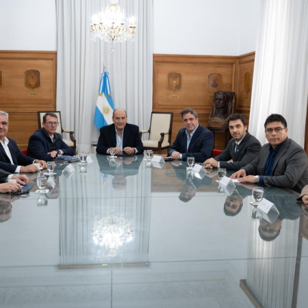 Un grupo de gobernadores le llevó reclamos al Gobierno