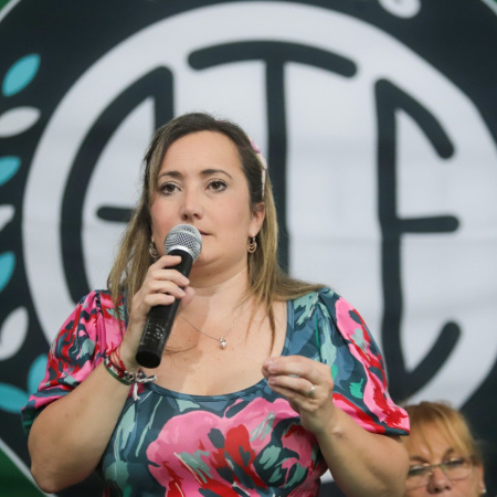 “La conflictividad social está en aumento, aunque quieran taparlo con encuestas”, afirmó Mercedes Cabezas