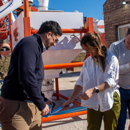 Mittelbach inauguró la Planta Hormigonera Municipal: “Vamos a crecer más”