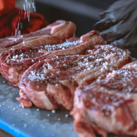 El consumo de carne sigue en los niveles históricos más bajos