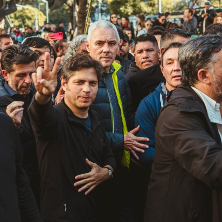 El intendente Cagliardi encabezará la lista de Fuerza Patria en Berisso