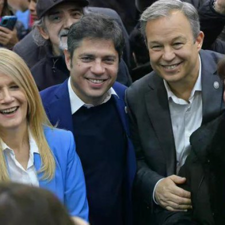 “Que venga a ver el desastre que genera”: fuerte mensaje de Kicillof a Milei en Almirante Brown