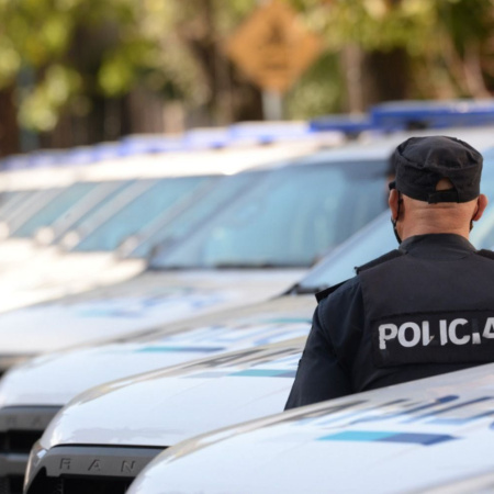 La PBA desplazó a 24 jerárquicos de la Policía por sus vínculos con un candidato de LLA