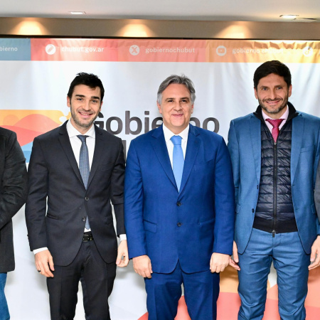 Cinco gobernadores armaron un frente contra Milei para las elecciones: "Un grito federal"
