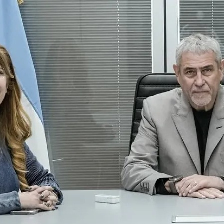 Ferraresi le pasa la posta a Sierra y se mete de lleno en la campaña de Fuerza Patria