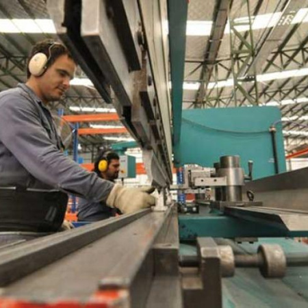 La UIA pidió a Nación medidas “urgentes” para sostener la producción y el empleo