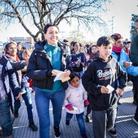 Granados recibió a candidatos de Fuerza Patria: “El peronismo resuelve, el resto entrega el país”