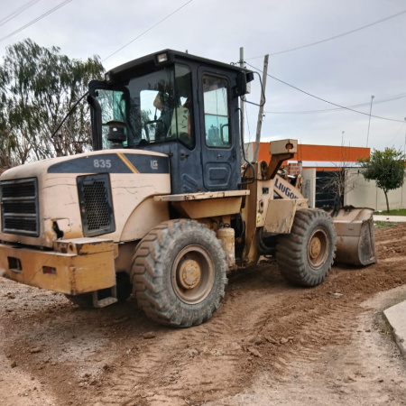 Presidente Perón refuerza infraestructura vial y servicios públicos en 24 barrios