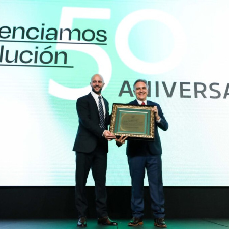 Orgullo cordobés: Llaryora anunció la creación del Instituto Argentino del Maní