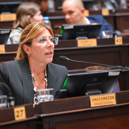 Bienestar animal: Buscan regular los establecimientos dedicados a la cría de perros en PBA