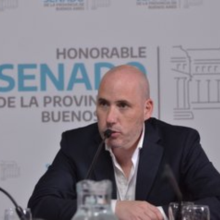 “El agua que tomamos está contaminada”: Leguizamón exige respuestas por el arsénico