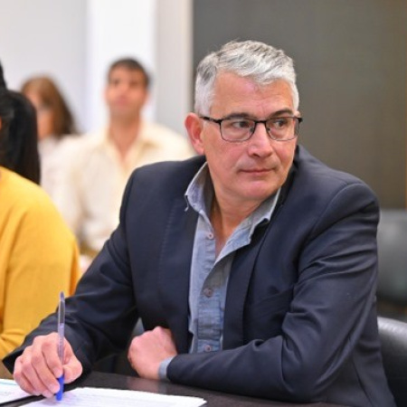 Puglelli: “El discurso anticasta se cayó, Milei se convirtió en lo que criticaba”