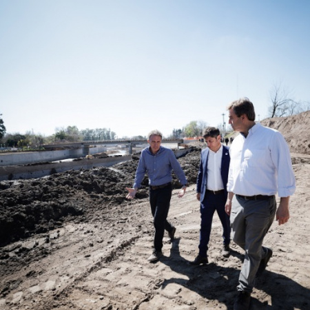 Ustarroz y Boto recibieron a Kicillof y recorrieron obras hidráulicas