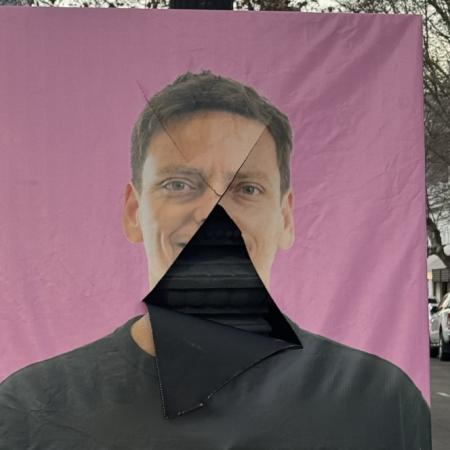 Nicoletti denunció vandalismo contra su cartelería y habló de “violencia política”