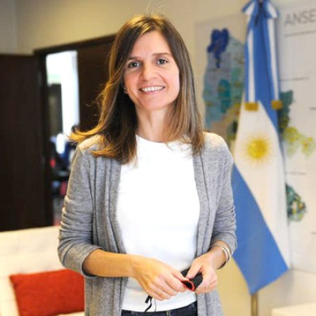 Para Raverta, la gestión libertaria “no funciona por ningún lado" y hay "fragilidad institucional"
