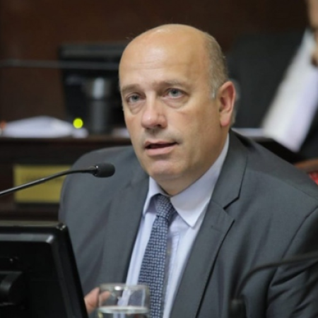 De Leo: “La política no puede ser un ring entre Milei y el kirchnerismo”
