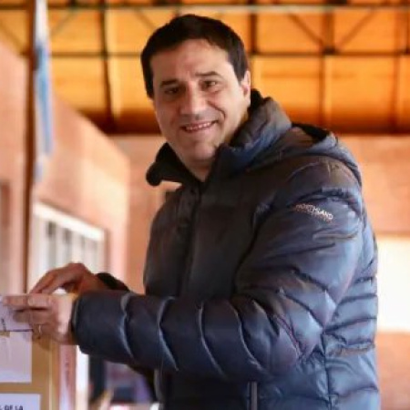 Abad pidió “no dejar que nadie elija por los vecinos”