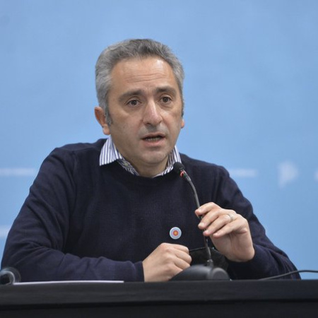 Larroque reconoce tensiones internas tras el triunfo de Fuerza Patria en Buenos Aires