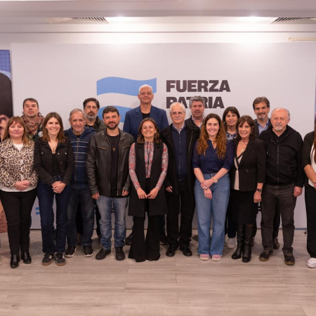 Fuerza Patria busca unidad para frenar el ajuste de Milei y consolidar mayoría en el Congreso