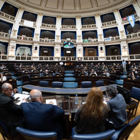 Aprueban la iniciativa que garantiza la comunicación en hogares convivenciales