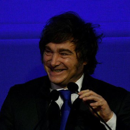 Milei en Córdoba: “El pánico político está generando una descoordinación con el riesgo país”