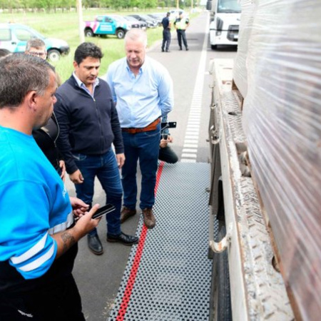 Fiscalización récord: Transporte bonaerense sacó de circulación miles de toneladas de sobrepeso