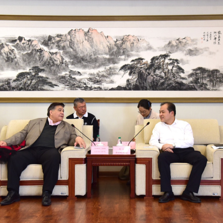 Ishii profundiza vínculos con China y proyecta inversiones para José C. Paz