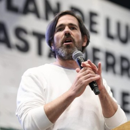 Del Caño en Mar del Plata: “La izquierda es la única garantía de frenar a Milei en el Congreso”