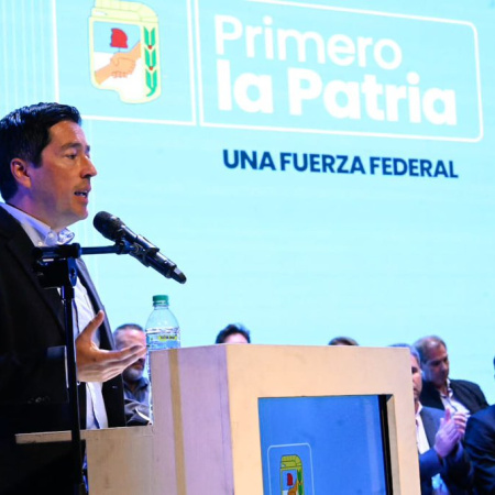 “Primero la Patria”, la propuesta de Nardini para pensar la reconstrucción nacional