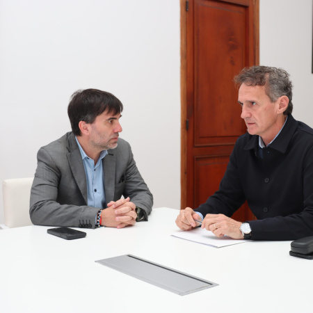 Castelli: Echarren y Katopodis supervisaron los trabajos de limpieza en la laguna “La Rosita”