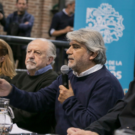 El ministro de Trabajo de la PBA alertó: “Entramos en una etapa de cierre de fábricas y despidos”