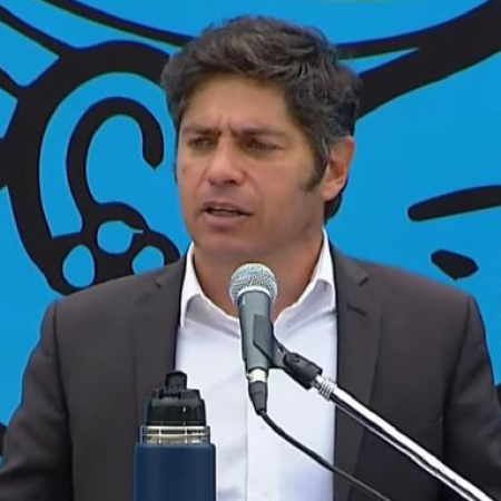 Kicillof advirtió que “están en peligro las banderas de la independencia y la soberanía”