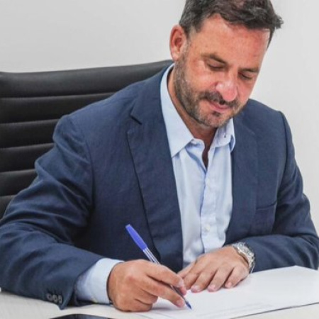 Sujarchuk denunció una campaña de fake news y apuntó contra “la vieja política”