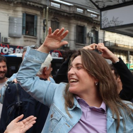 Castañeira cerró en Lomas y apuntó contra el ajuste de Milei
