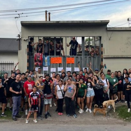 Berisso: el Municipio respaldó a los trabajadores de la acería tomada y pidió priorizar el empleo