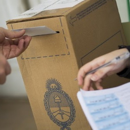 Voto desde el exterior: requisitos, modalidades y justificación para las legislativas 