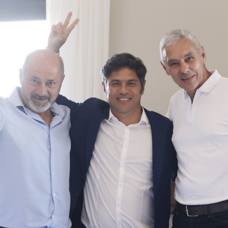 Los intendentes salieron a bancar a Kicillof