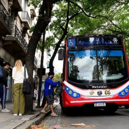 Desde noviembre, aumenta el boleto de colectivo en la Provincia