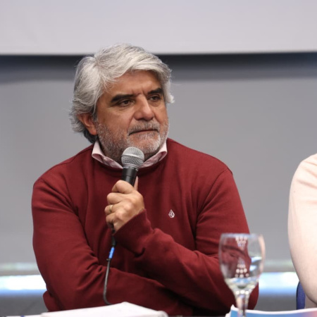 Correa: “Milei plantea un jornada de 13 horas y nos remite a un pre peronismo"