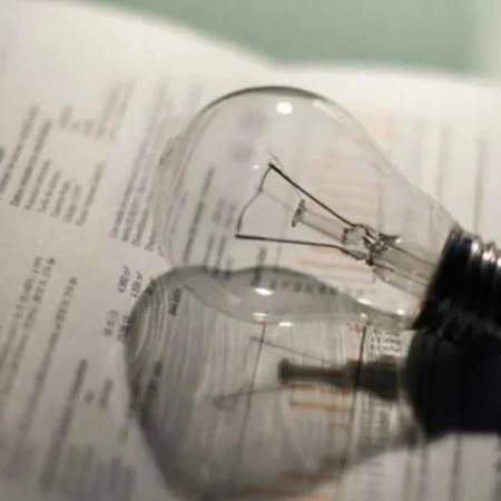 Luz más cara: Provincia acompaña la suba nacional y reduce bonificaciones