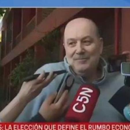 Tensión en Barracas: insultos a Sturzenegger tras emitir su voto
