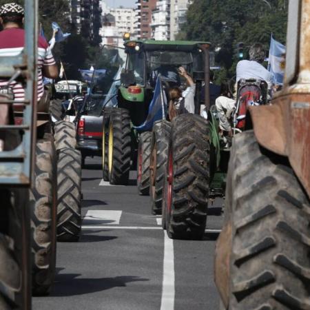 Retenciones y malestar: productores rurales bonaerenses convocan a un tractorazo