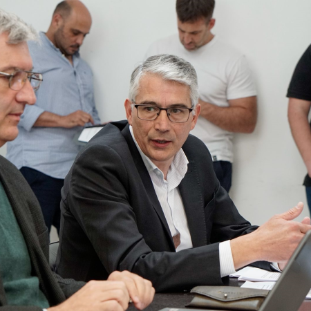 Impulsan un régimen obligatorio para retirar el cableado aéreo en desuso