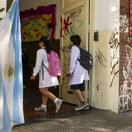 En 19 de las 24 provincias la inversión educativa cayó en la última década