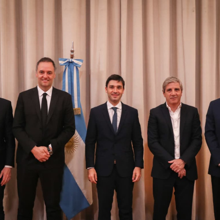 El Gobierno elimina retenciones al petróleo convencional tras un acuerdo con Chubut y empresarios